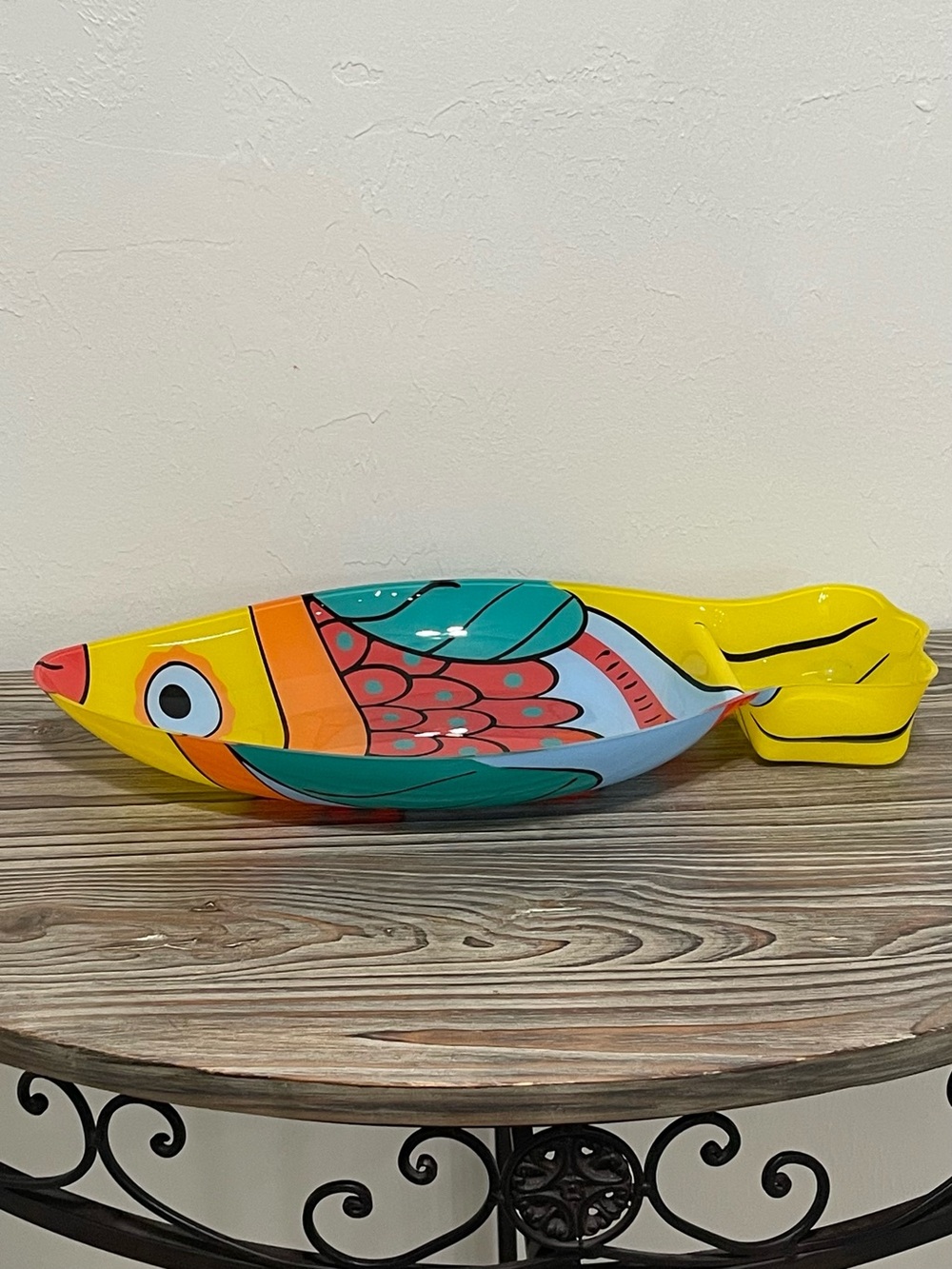 Colorful Fish Shaped Chip0 & Dip Bowl Servewear Party Coastal Fun Lightweight - Picture 5 of 11